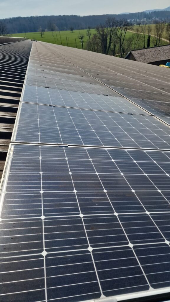 solar module beschichtet test reinigung selbstreinigende beschichtung schutz vor schmutz solaranlage